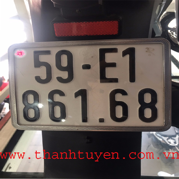 SH150i , xe nhập Ý , Màu Trắng Đen , SM : 111.....Biển số VIP. Xe ZIN 99%.