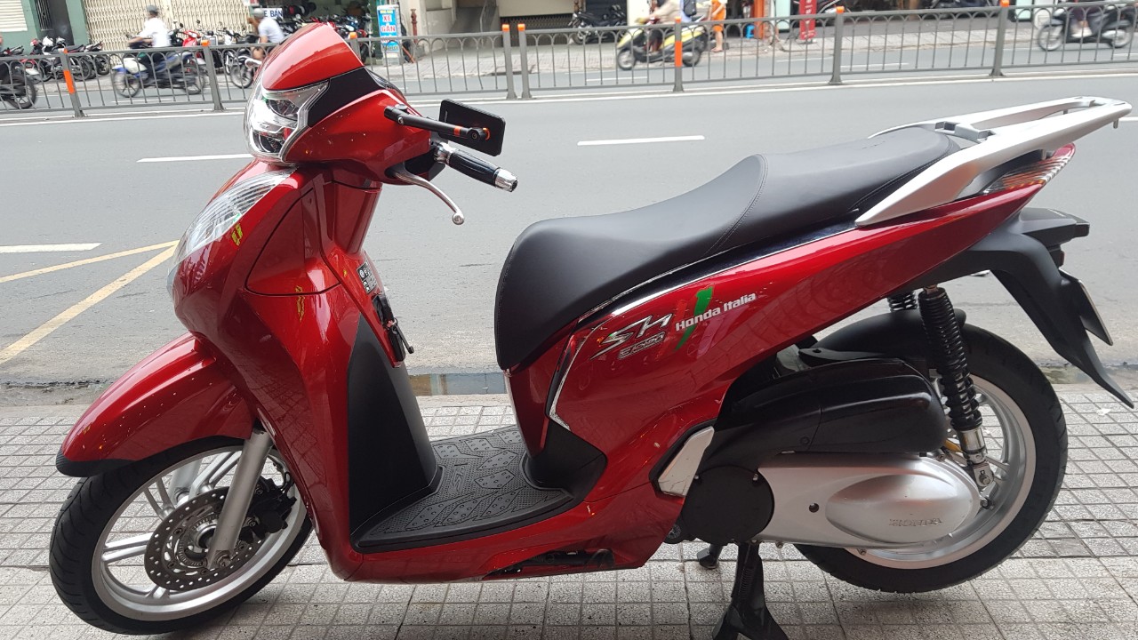 15 chiếc Honda SH300i 2016 tiếp tục về Việt Nam với giá bán 325 triệu đồng